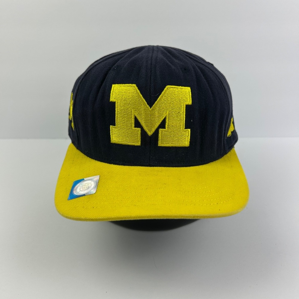 Vintage Russell Athletic Michigan Wolverines Hat Cap Snap Back Adjustable Adult